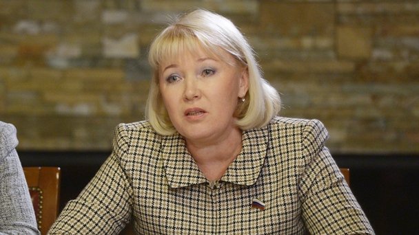 Член фракции партии «Единая Россия», член Комитета Государственной Думы Федерального Собрания Российской Федерации по вопросам семьи, женщин
и детей Лариса Яковлева